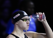 三亿体育体育教练-马耳他游泳选手突围进入决赛