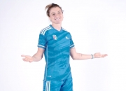 三亿体育体育入口-意大利女足球员赛后接受媒体采访