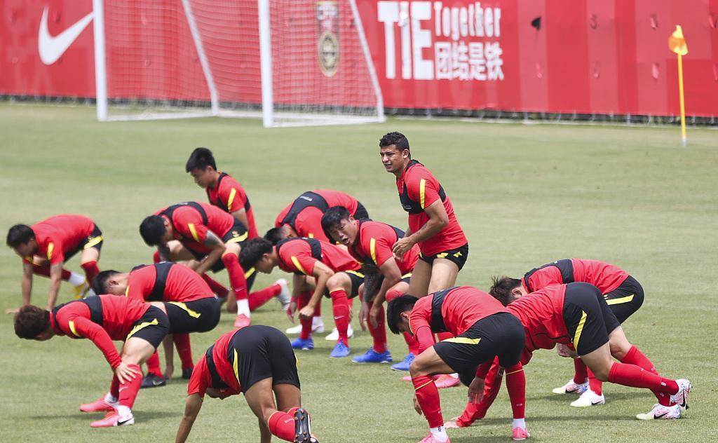 马尼亚主场战平，球队在比赛中力克对手未能取胜的简单介绍