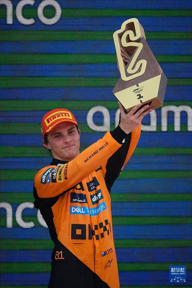 西班牙帆船运动员突破自我，赢得金牌的简单介绍