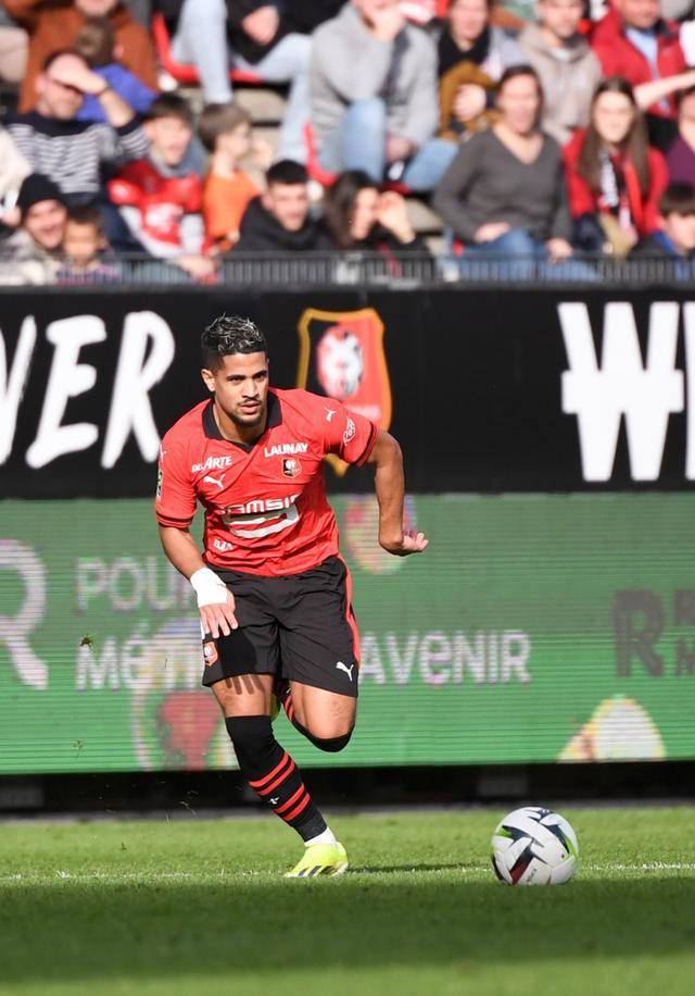 洛里昂赢得法国联赛关键胜利 洛里昂赢得法国联赛关键胜利