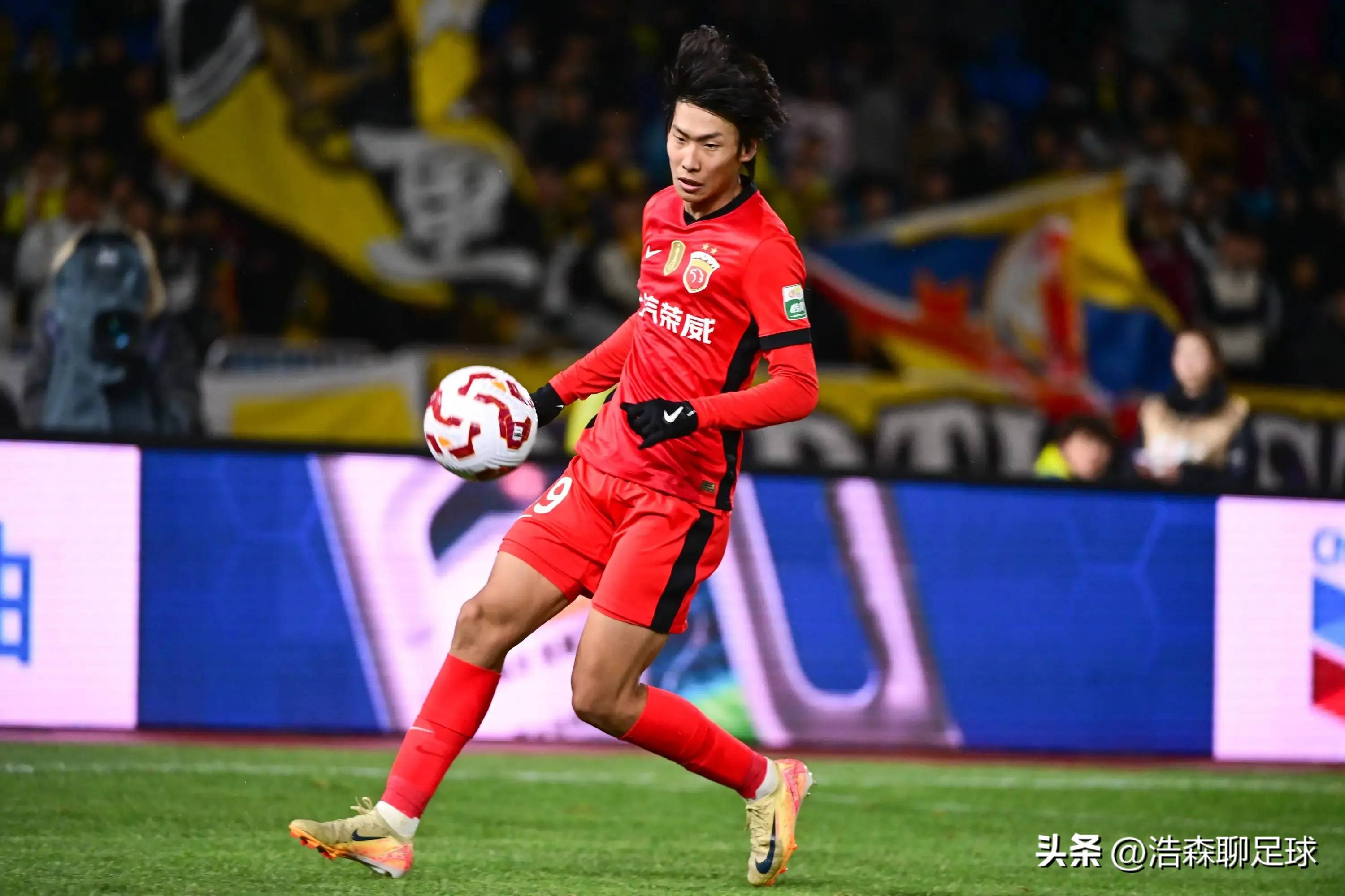 中超比赛再掀高潮，球队实力赛出胜负