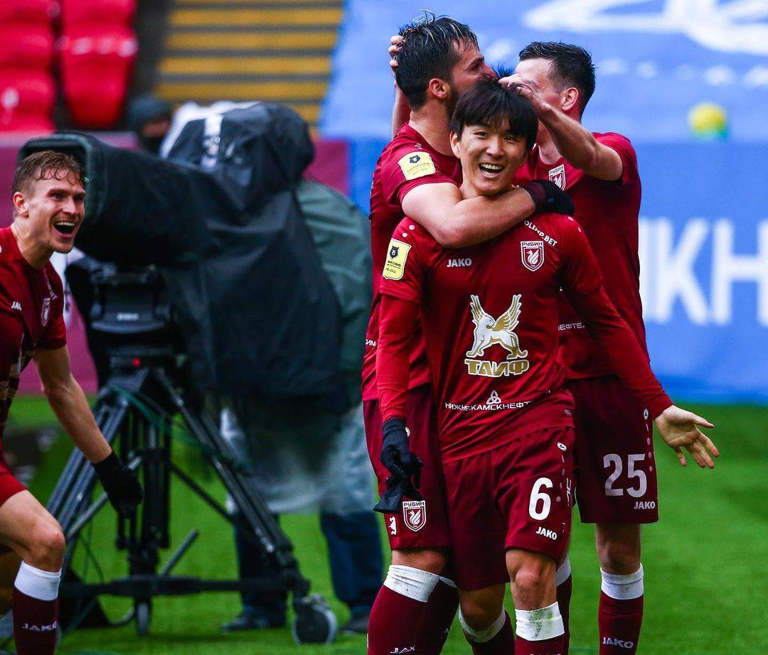 俄罗斯队在欧洲联赛中跌跌撞撞但仍有机会晋级的简单介绍 俄罗斯队在欧洲联赛中跌跌撞撞但仍有机会晋级的简单介绍