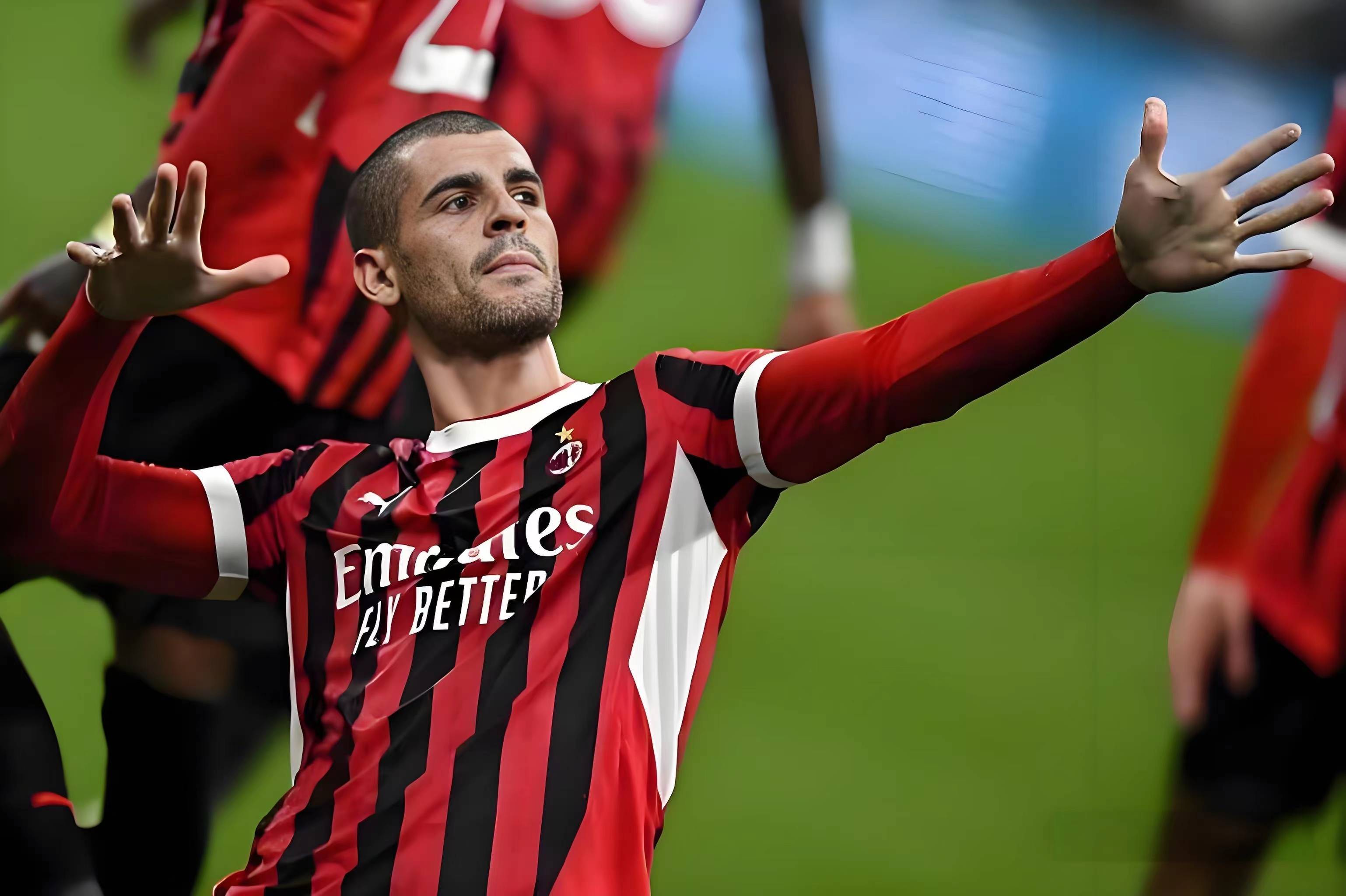 AC米兰主场完胜都灵，继续领跑积分榜的简单介绍